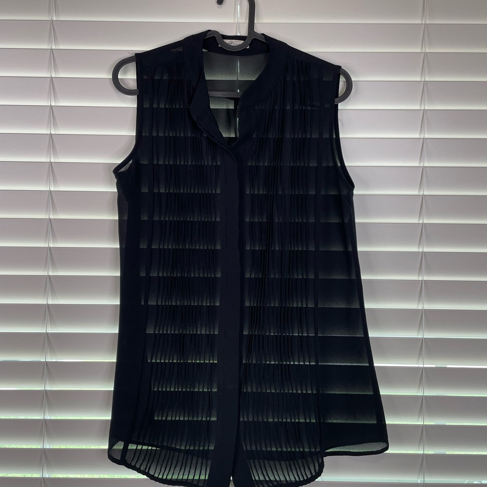 Button down sleeveless shirt